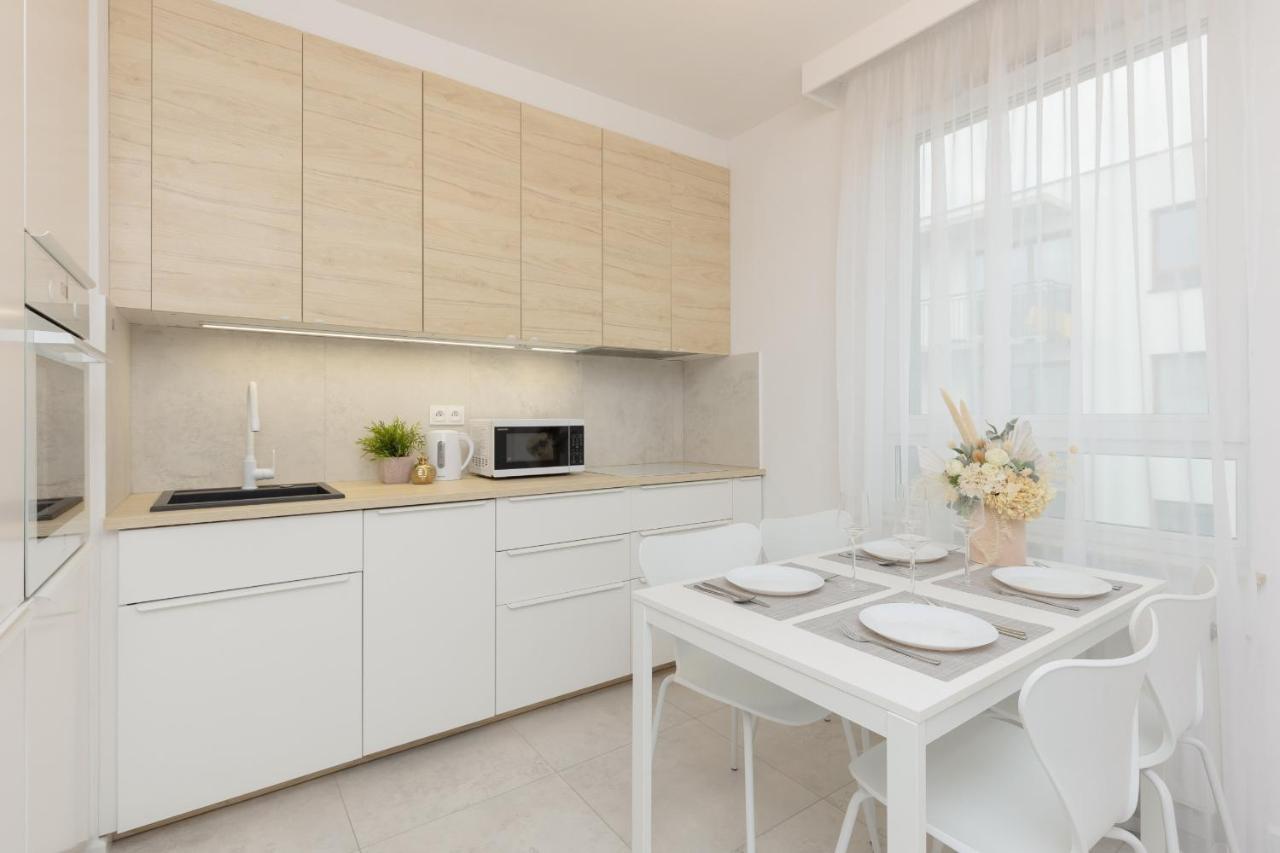 Warsaw Piaseczno Peaceful Apartment Cichej Laki By Noclegi Renters エクステリア 写真